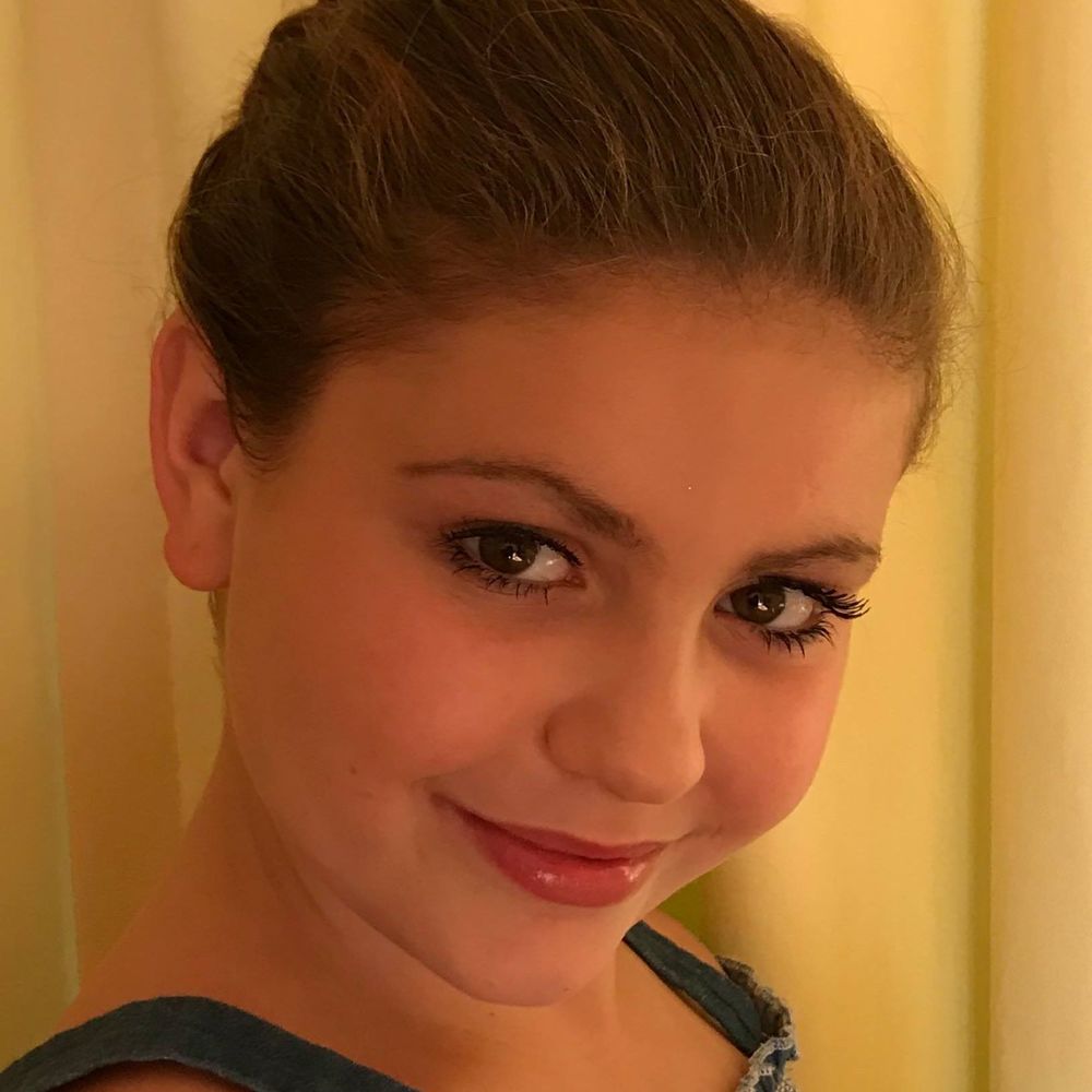 Meet your Posher, Amelia